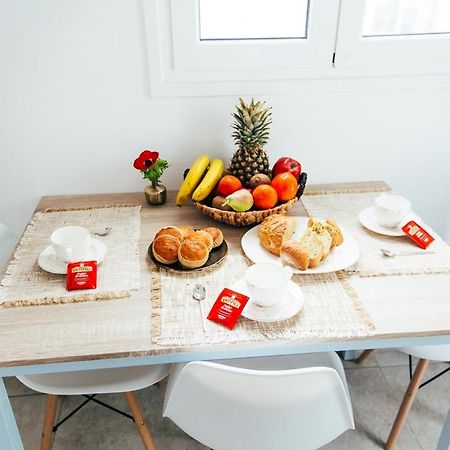 Floresita Apartment 산토리니 외부 사진