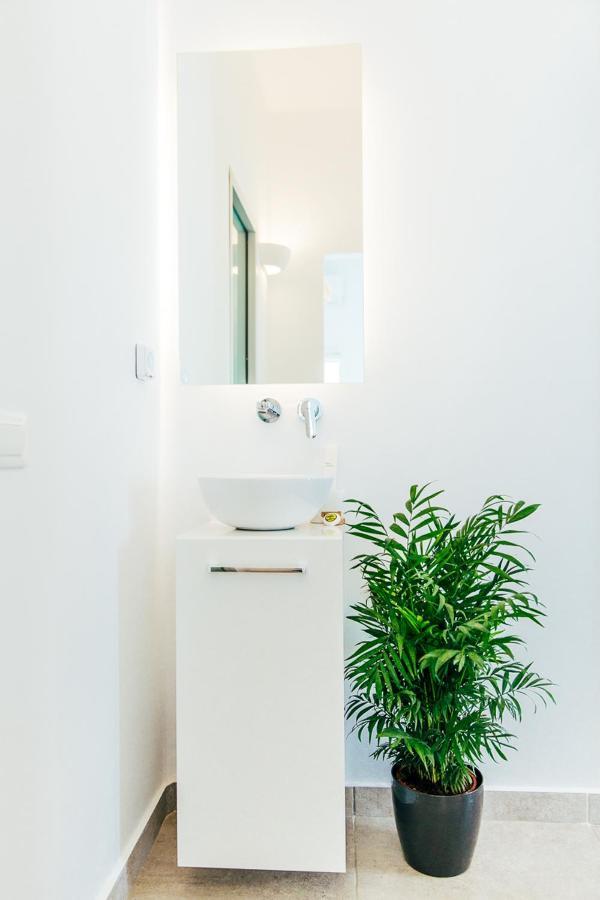 Floresita Apartment 산토리니 외부 사진